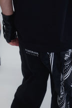 BLACKOUT JEANS